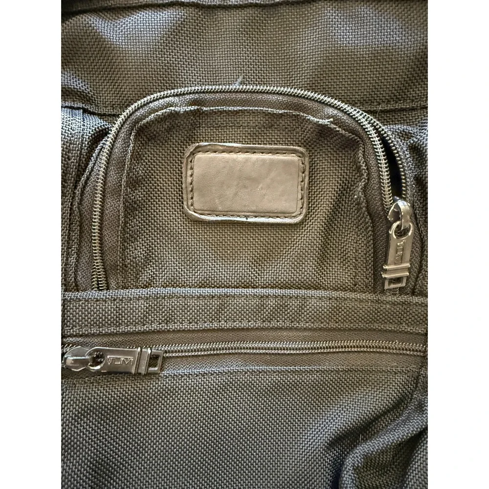 Tumi Crossbody Bag Unisex Medium Black Excellent Ballistic Nylon Travel Mess